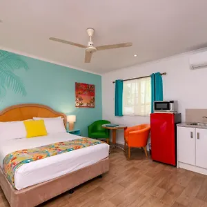 port-douglas-motel.cairnshotels4all.com/
