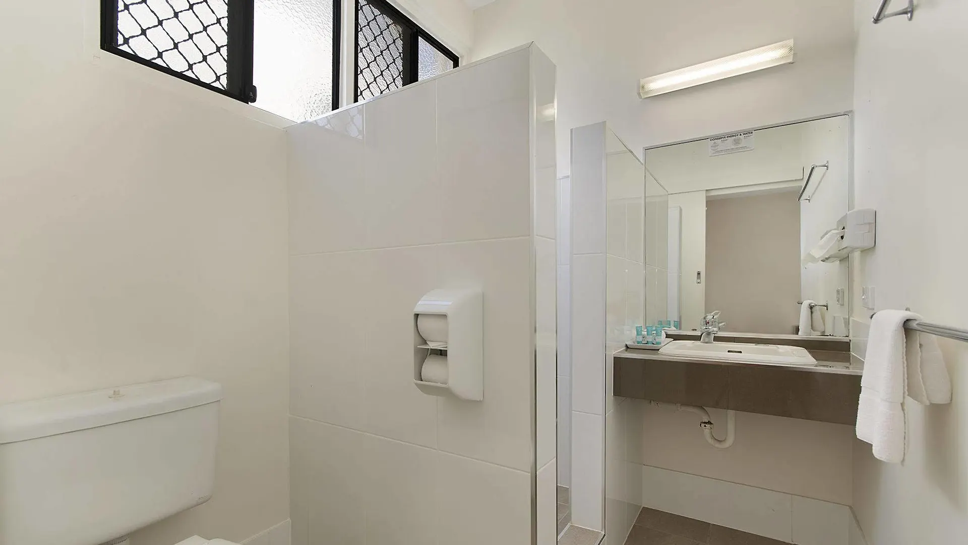 Beach House Motel Townsville