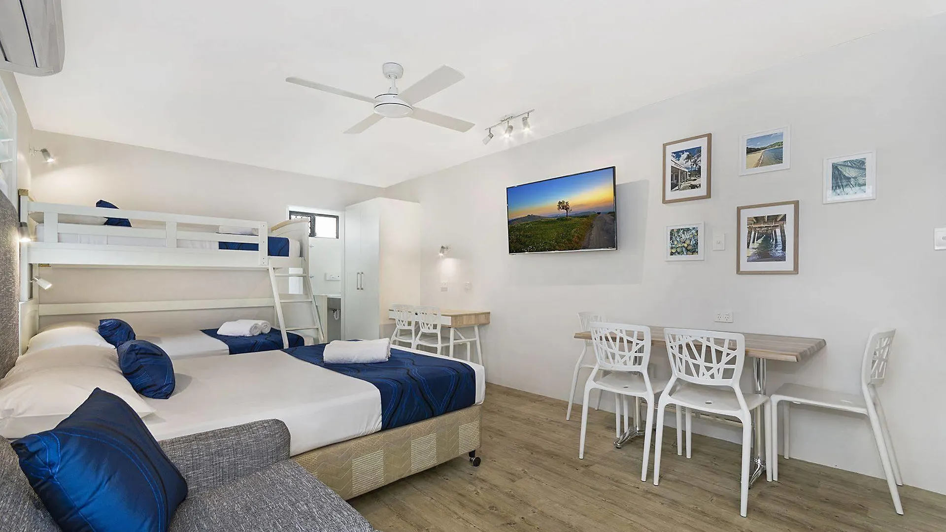 Beach House Motel Townsville